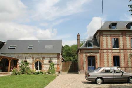 La Petite Maison Arc-En-Ciel La Feuillie  Exteriér fotografie